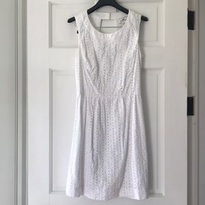 Vineyard Vines Eyelet Flower Dress